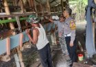 Bhabinkamtibmas-Ngobrol-Ketahanan-Pangan-Bareng-Peternak-Kambing-Sidokerto