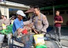 Polisi-Peduli-Kapolres-Mojokerto-Kota-Silaturahmi-Salurkan-Bantuan-Sosial-untuk-Ojol-dan-Tukang-Becak