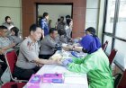 Polda-Jatim-dan-Insan-Pers-Gelar-Donor-Darah,-Wujud-Sinergi-Kemanusiaan-di-Hari-Jadi-ke-75-Humas-Polri