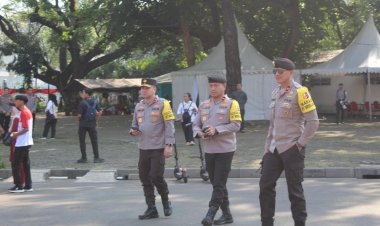Polri-Pastikan-Keamanan-di-Kawasan-Bundaran-HI,-Cek-Langsung-Personel-Ops-Merdeka-Jaya-2025