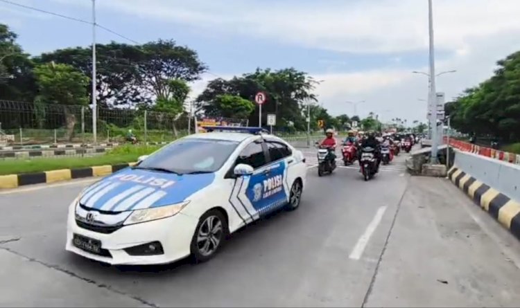 Puncak Mudik, Polres Pelabuhan Tanjungperak Lakukan Rekayasa Lalu Lintas di Suramadu